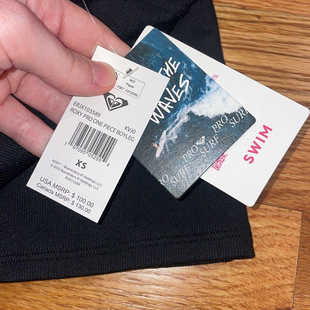 NWT Roxy black swim romper - Picture 3 of 4